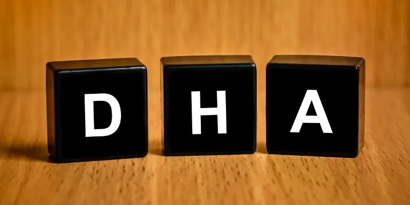 DHA có uống chung với sữa được không? Vai trò của sữa