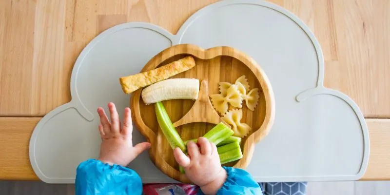 Lưu ý khi lựa chọn và sử dụng DHA cho bé của Đức